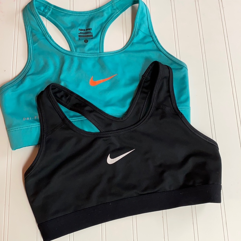 2 pack Nike sports bras